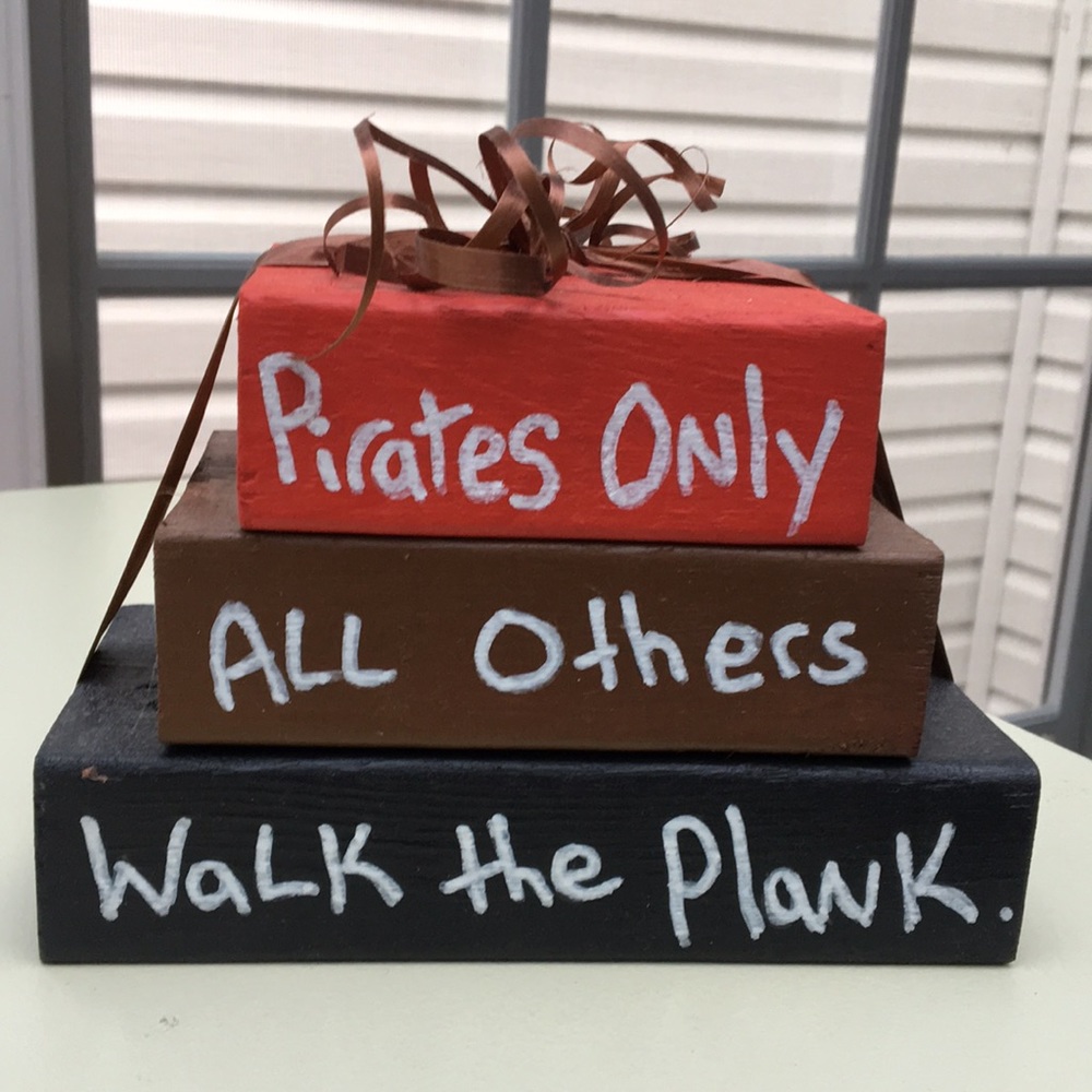 Home decor boys room nicknack Pirates